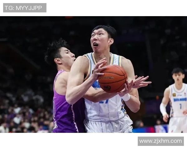周琦双双表现震撼全场追身大帽古德温激励全队士气